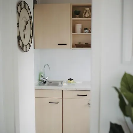 Apartman Stilvolle Fewo I 1 Bis 4 Pers I Terrasse I Wifi
