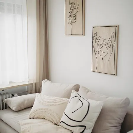 Stilvolle Fewo I 1 Bis 4 Pers I Terrasse I Wifi Apartment *